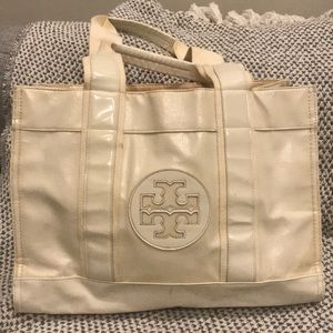 Ivory Tory Burch beach tote